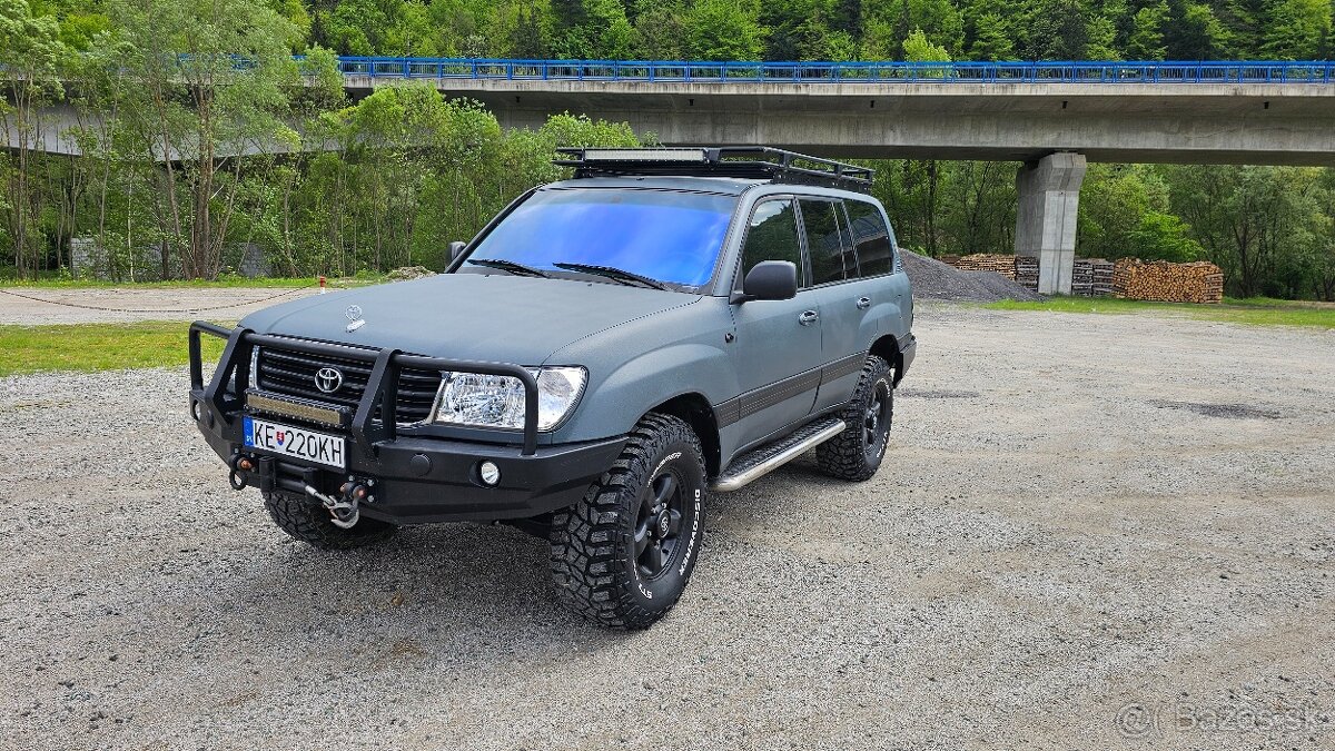 Toyotu Land Cruiser 100 4.2 TD Manuál