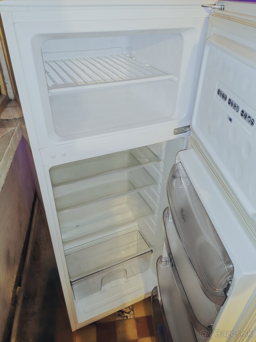 Predám chladničku Whirlpool 141cm - 2