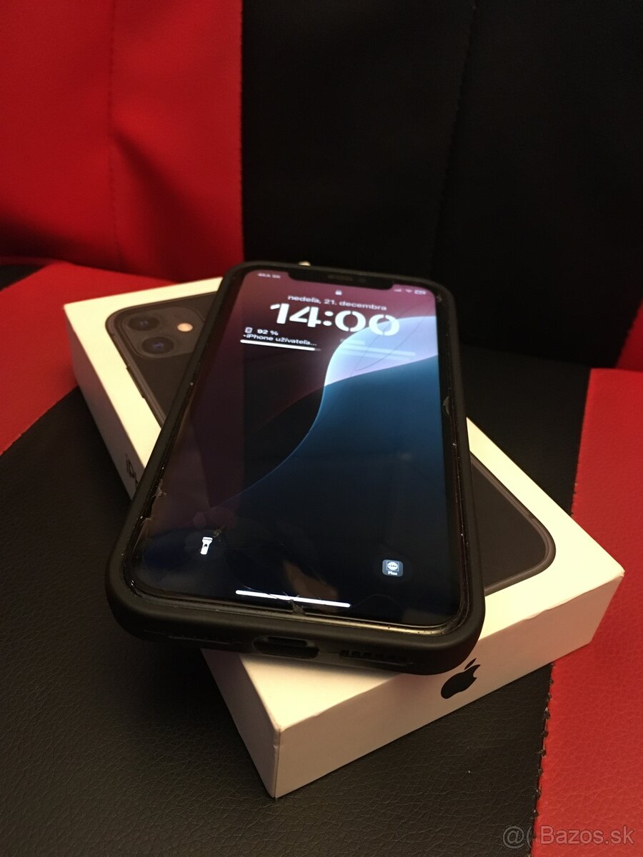 📱 iPhone 11 – 64GB - 2