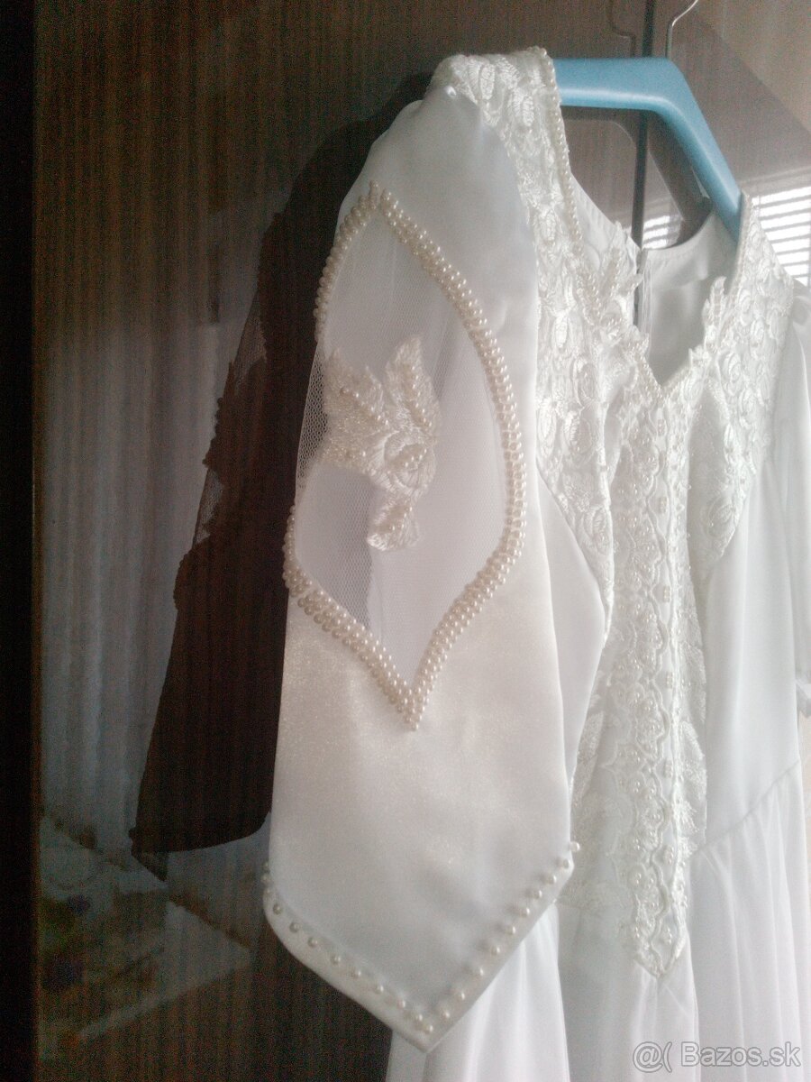 Svadobné šaty s perličkami - 2