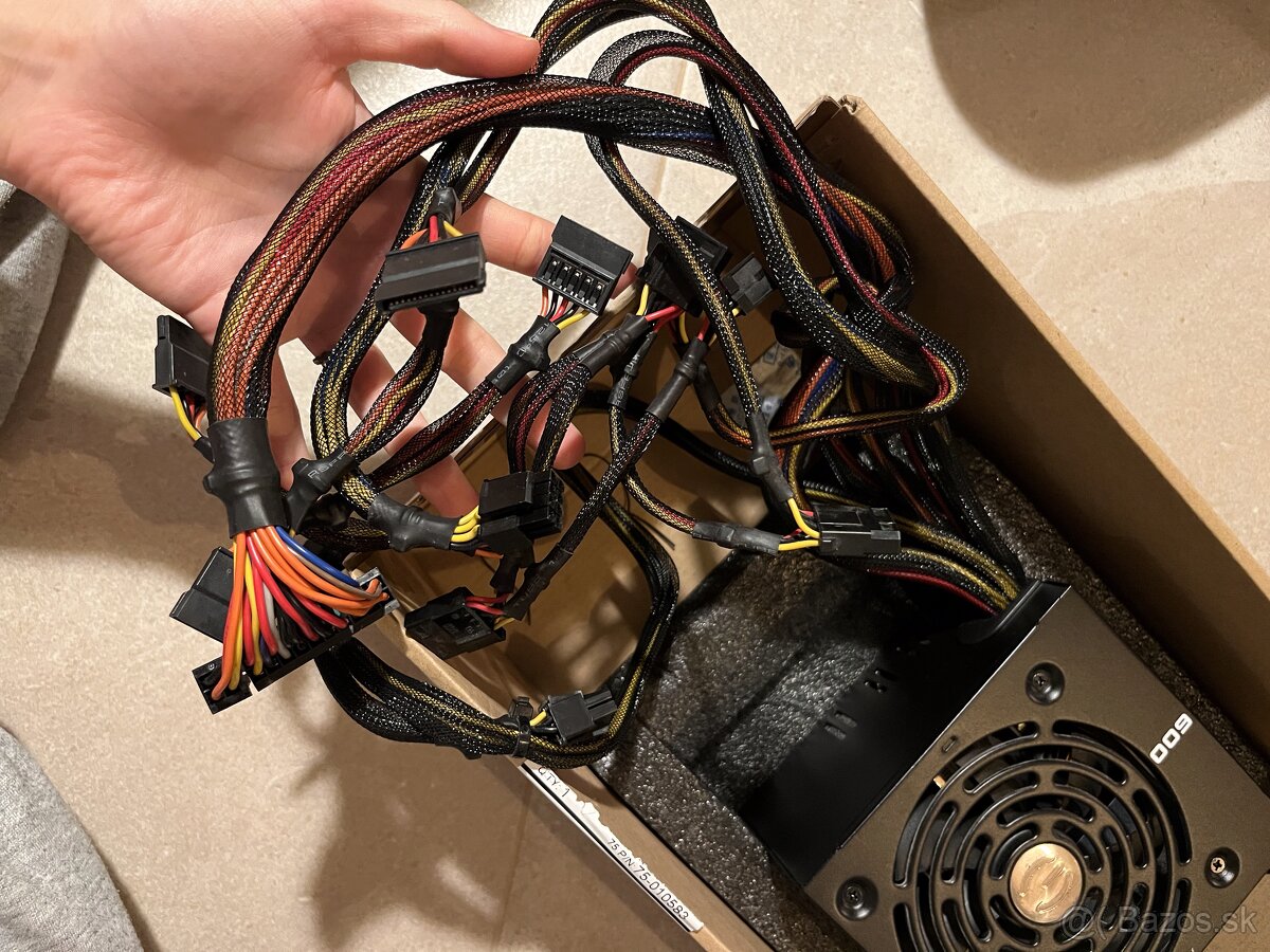 Zdroj k počítaču - 2