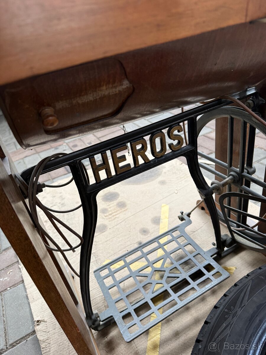 HEROS šijačí stroj - 2