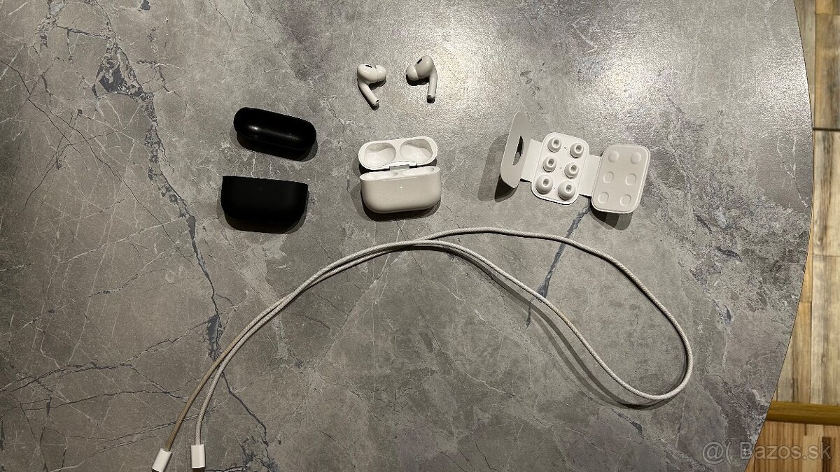 Apple AirPods Pro (2022) - 2