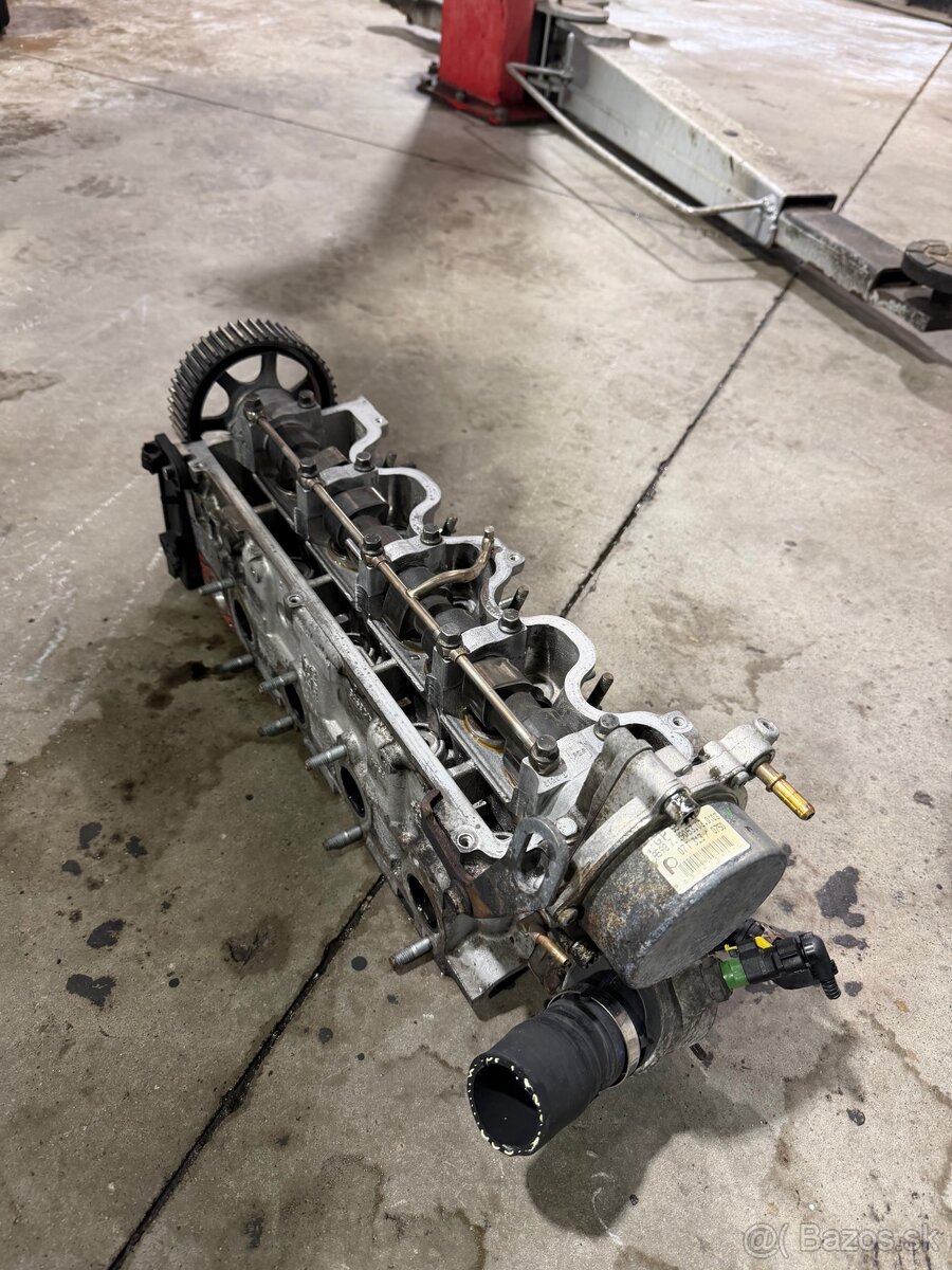 Hlava motora 1.9DDiS - 2