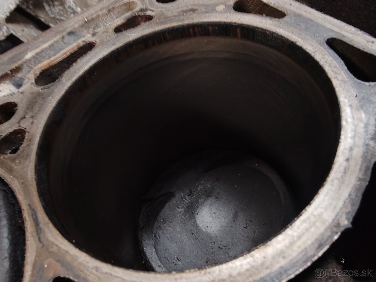 Blok motora CDA 1.8 TSI 118KW - 2