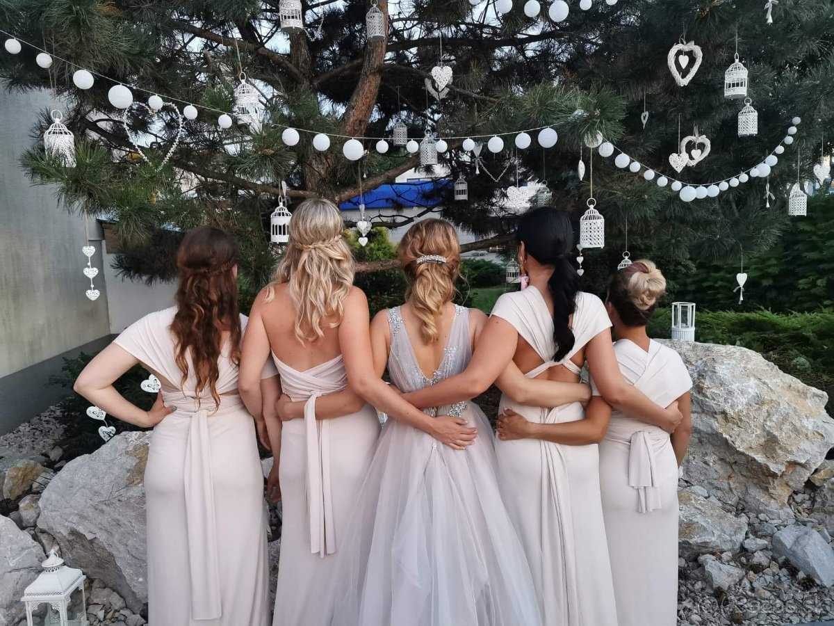 Spoločenské marhuľkové šaty - 2