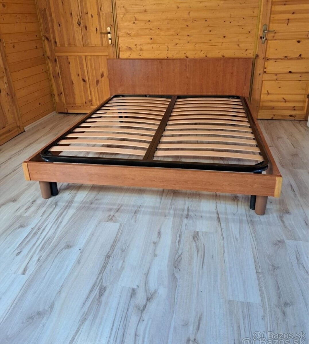 Predám posteľ - 2