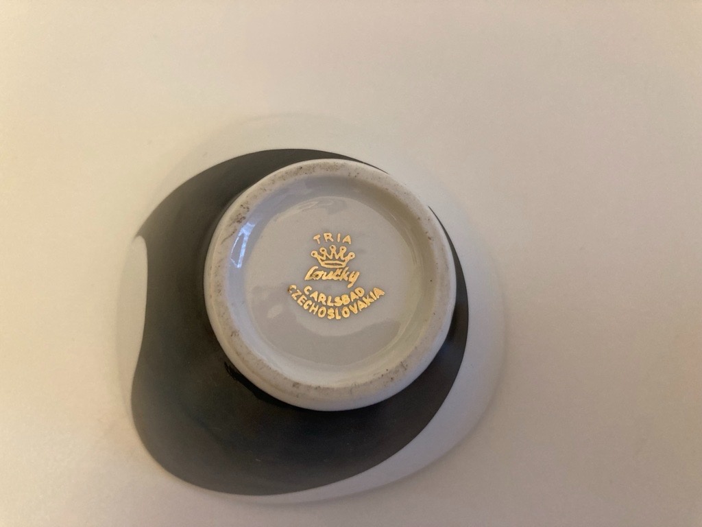 Bruselský porcelánový servis „Tria“ - 2