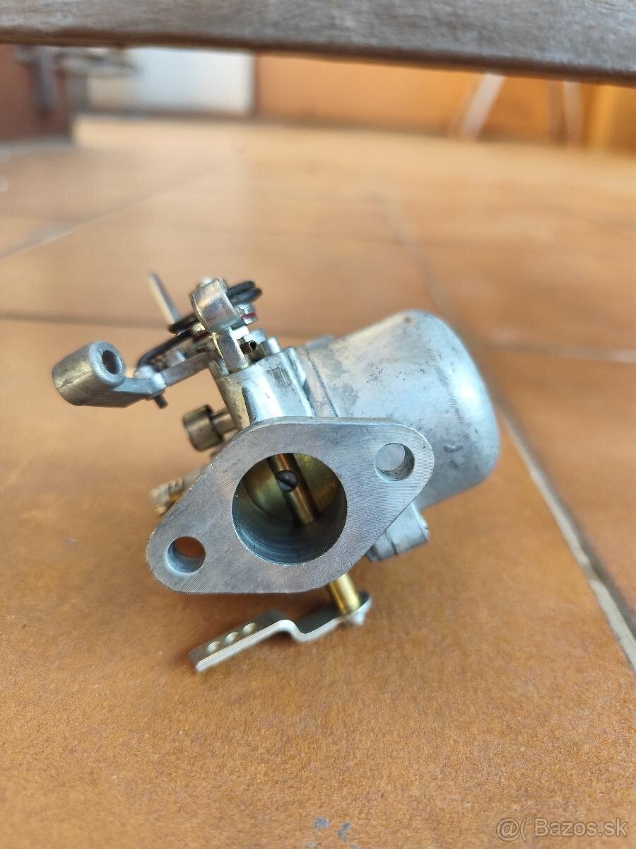 TERRA ,VARI nepoužitý karburátor JIKOV 3378 - 2