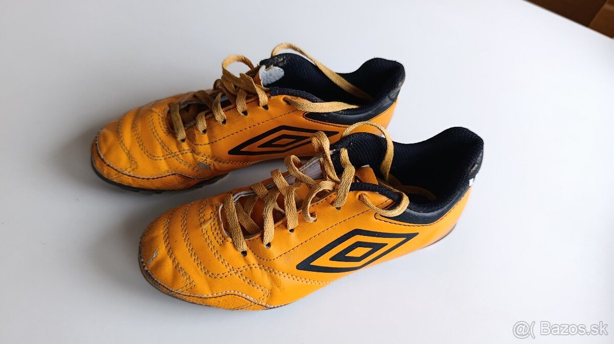 Kopačky 36 Umbro - 2
