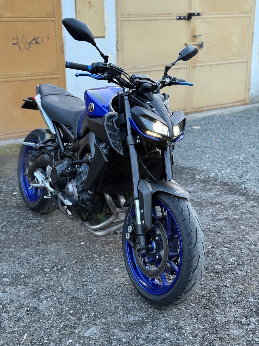 Yamaha mt-09 2017 - 2