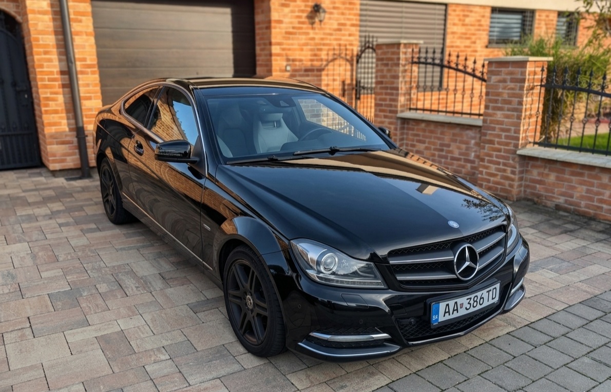 Mercedes-Benz C Coupe 220CDI - 2