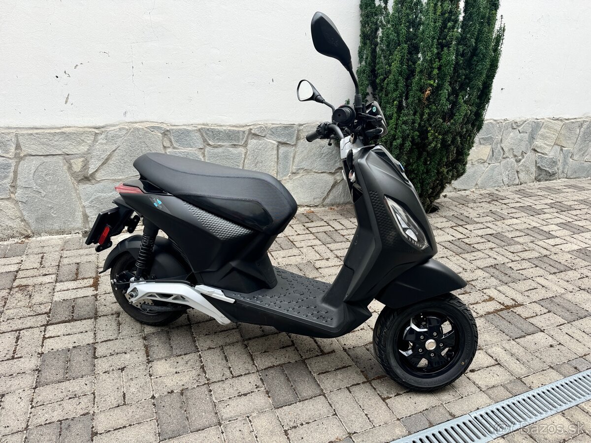 Piaggio 1 Active - 2