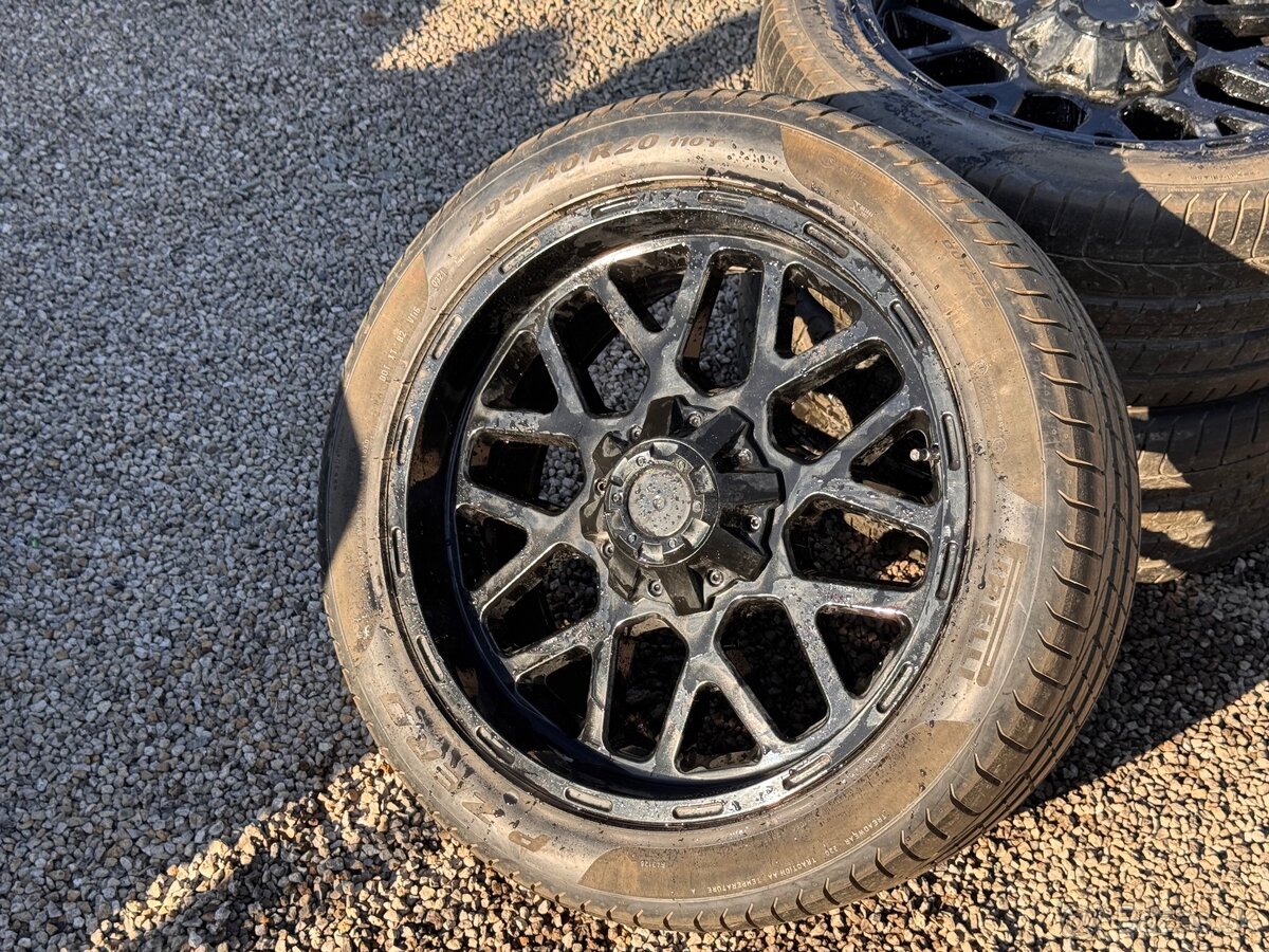 Pirelli P Zero 295/40 R20 + hliníkové disky - 2