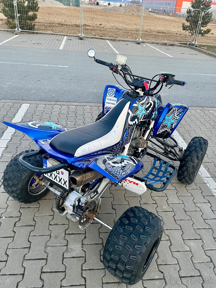 Yamaha raptor 660