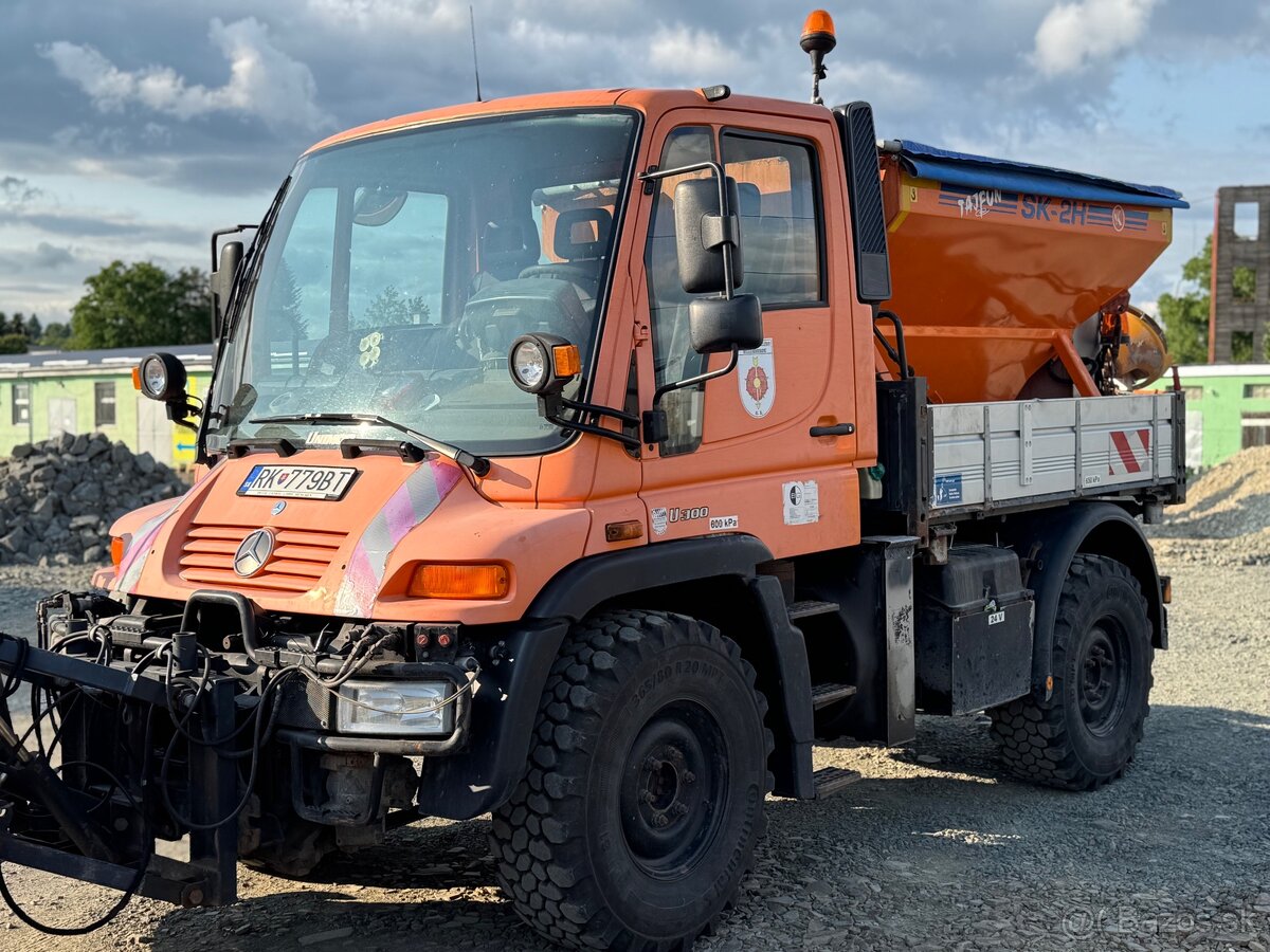 UNIMOG U300 sklapač 4x4 + zimná výbava