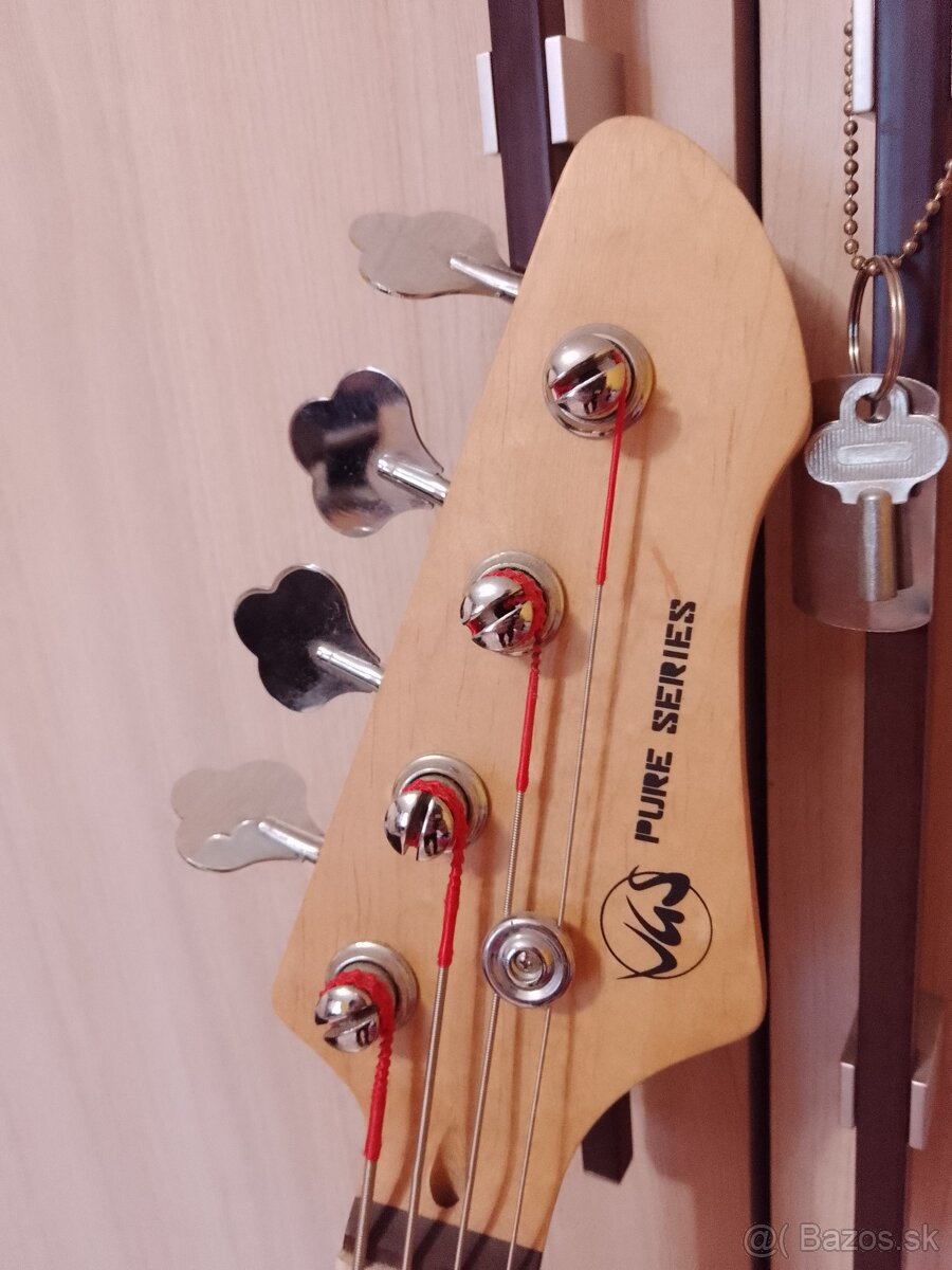 VGS bass gitara + kombo 15W (predané) - 2