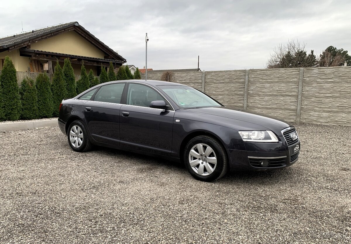 AUDI A6 2.4 V6 - 2