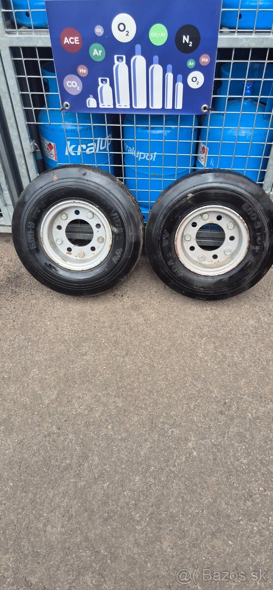 Predám 2ks. komplet kolesá 6,00-9 10PR. - 2