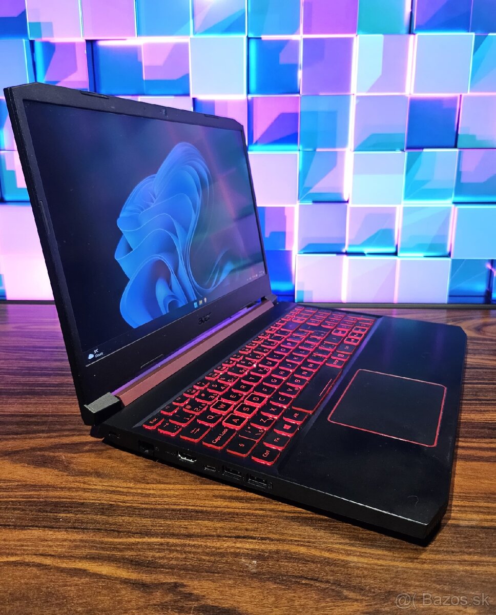 Herny laptop Acer Nitro 5 Obsidiánová čierna - 2