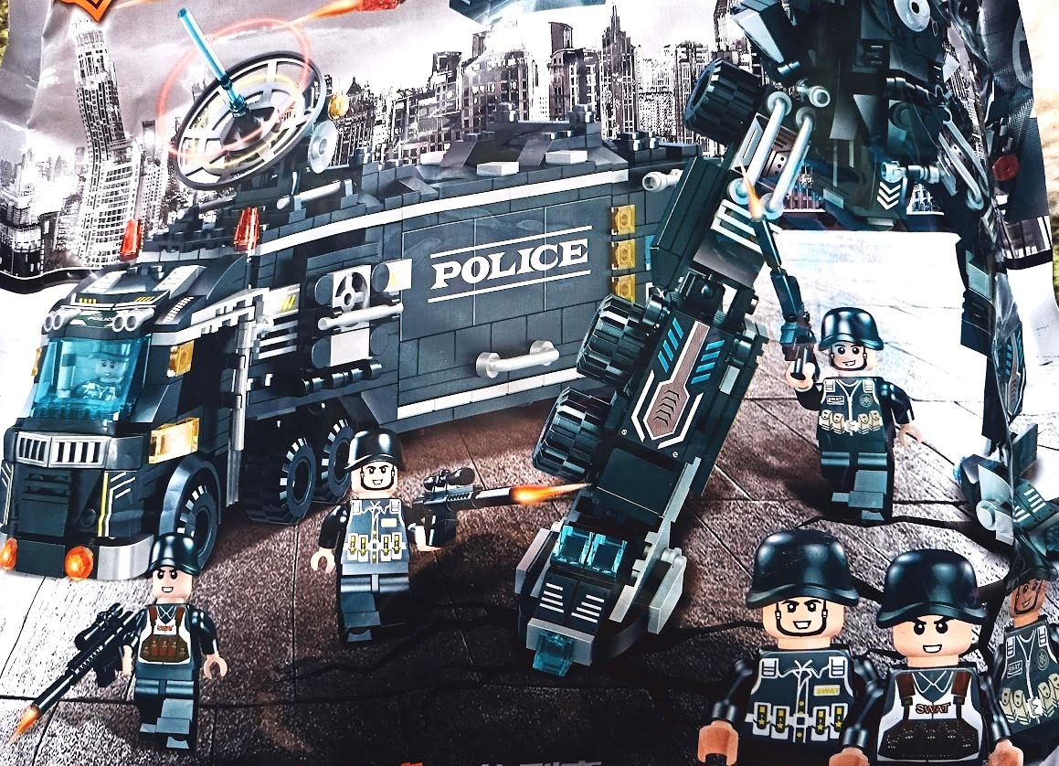 SWAT KAMION 960 ks stavebnica - 2