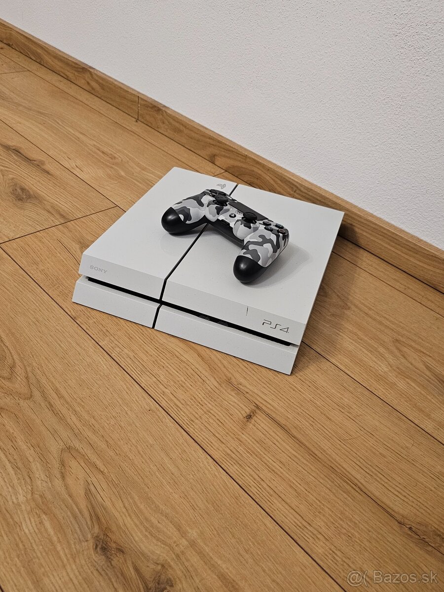 Playstation 4 - 2