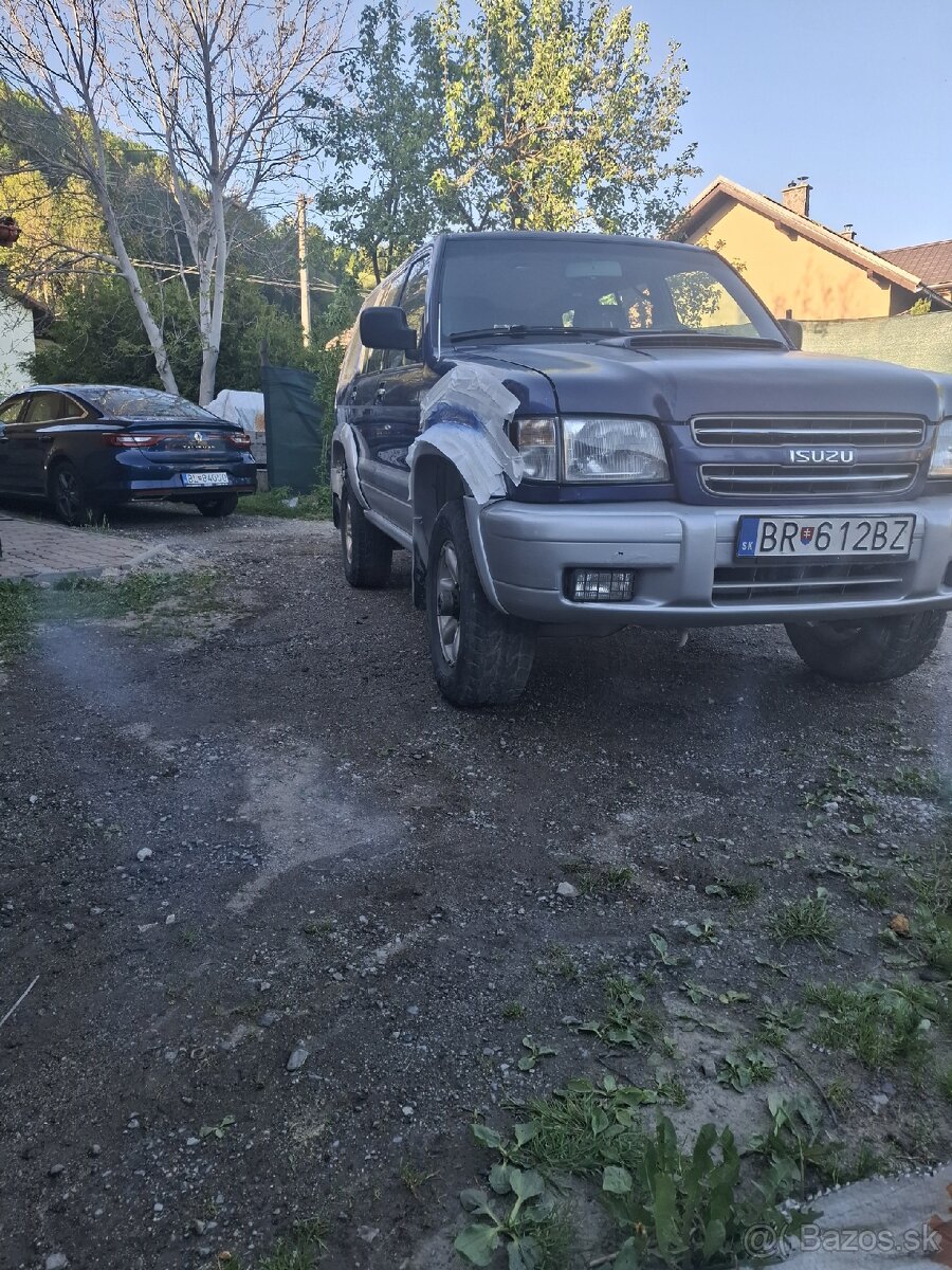 Isuzu trooper - 2