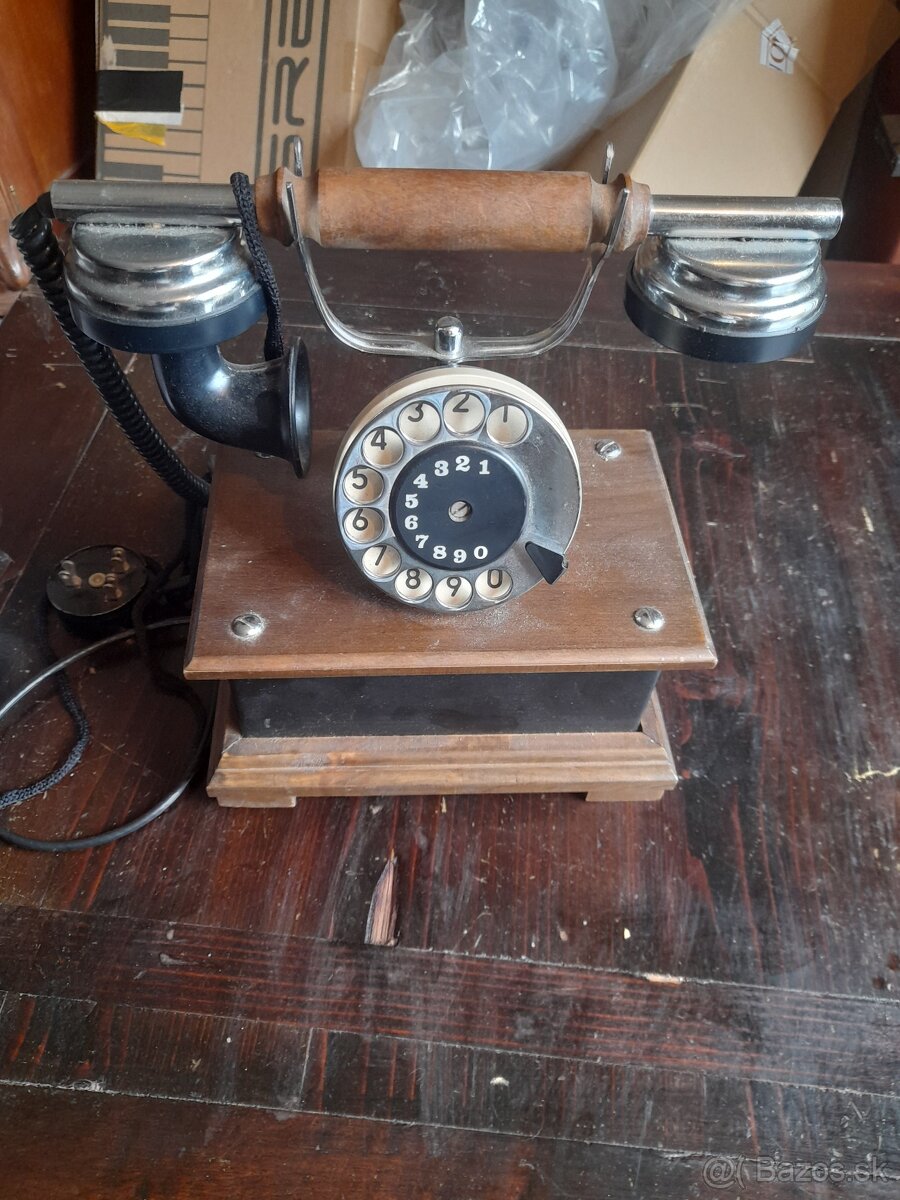 Retro telefon - 2