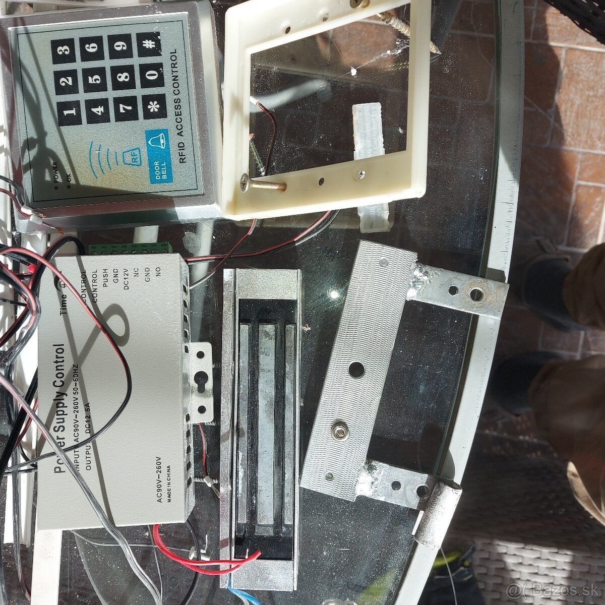 Elektricky otvarac dveri - 2