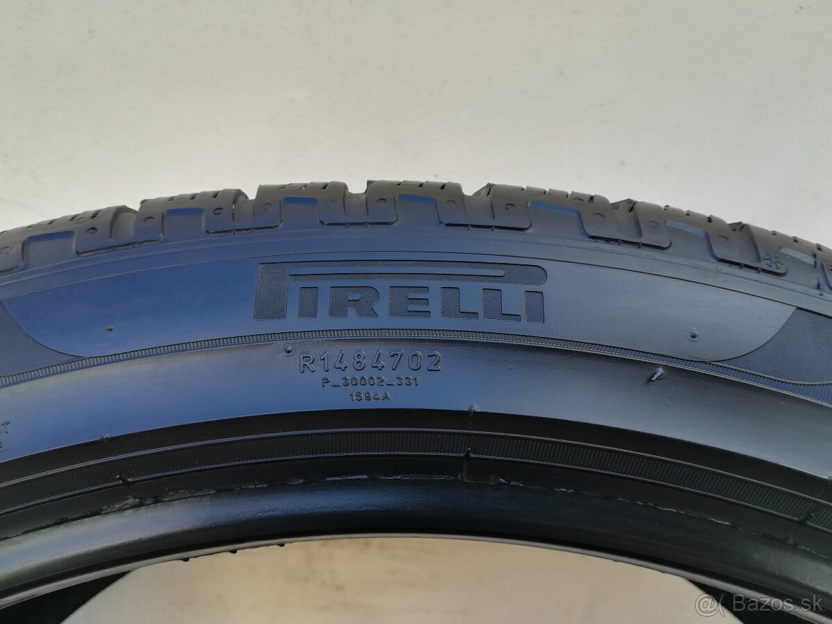 Zimné pneumatiky 275/45 R21 Pirelli, 2ks - 2