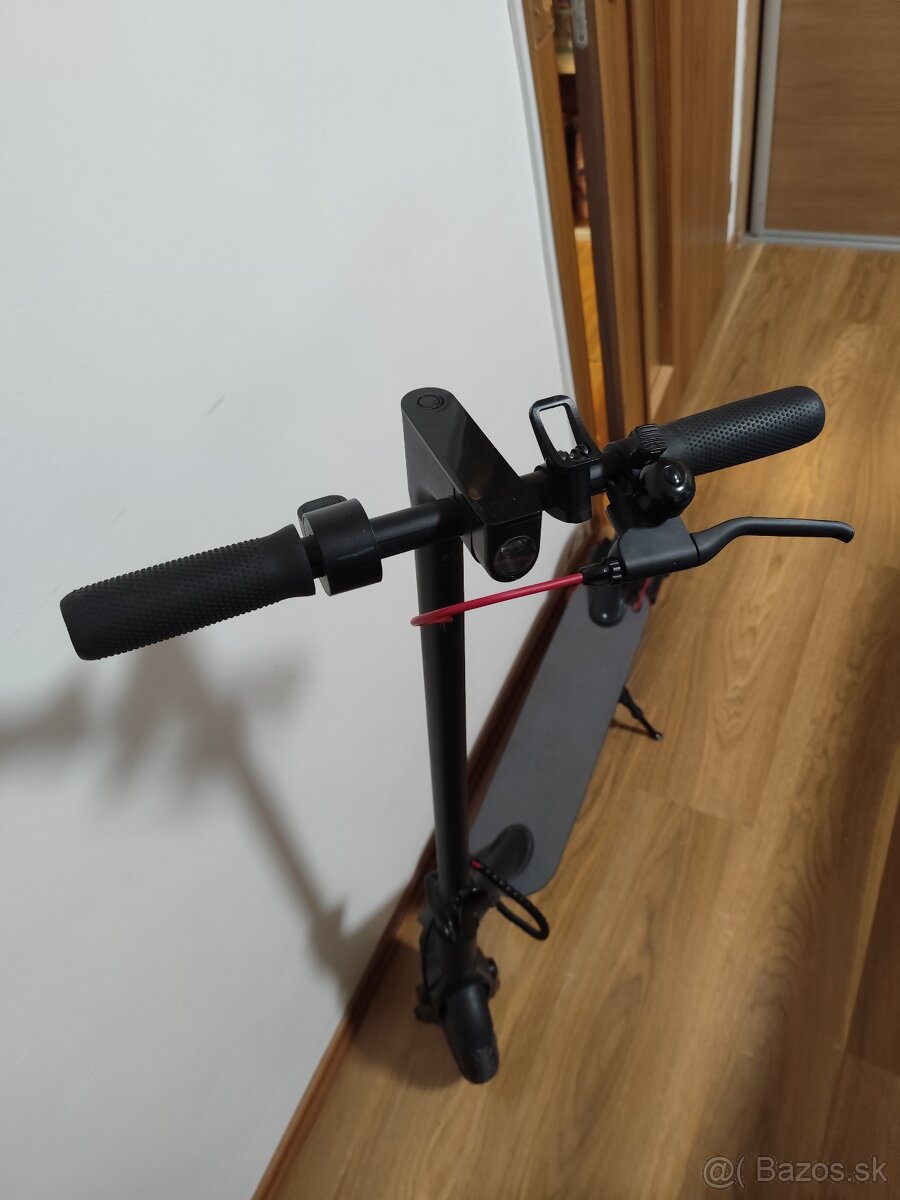 Predám kolobežku Sencor Scooter One (2020). - 2