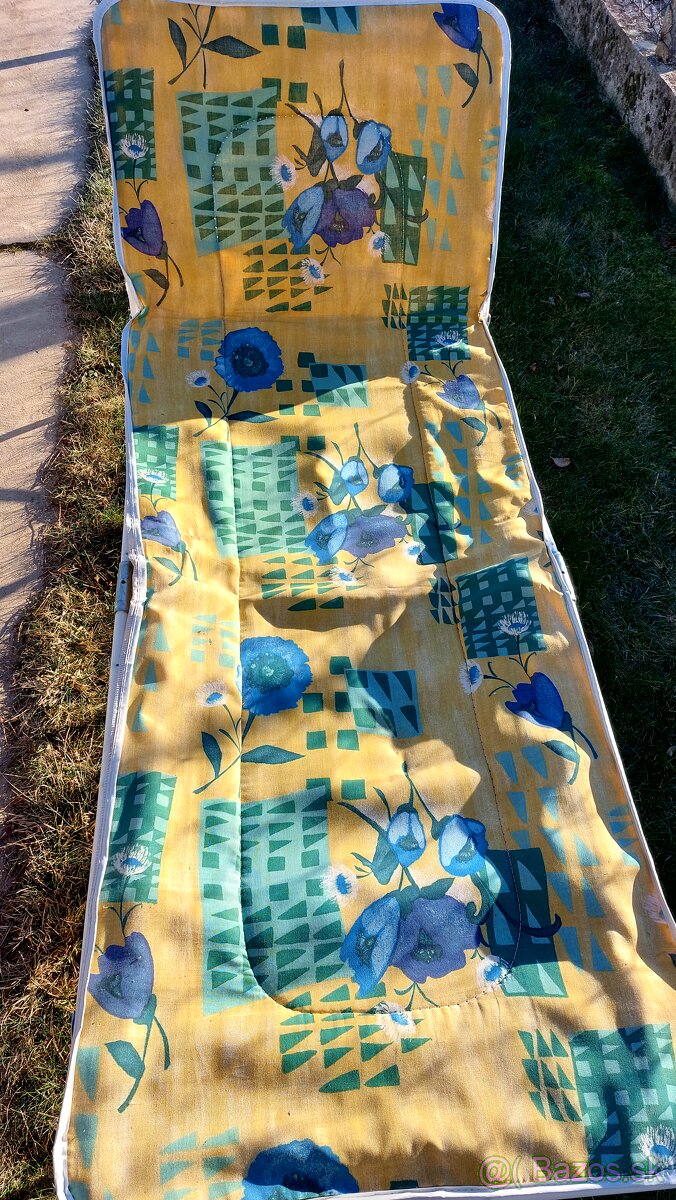 Retro lehatko,postrekovač Kodreta , vianocne žiarovky - 2