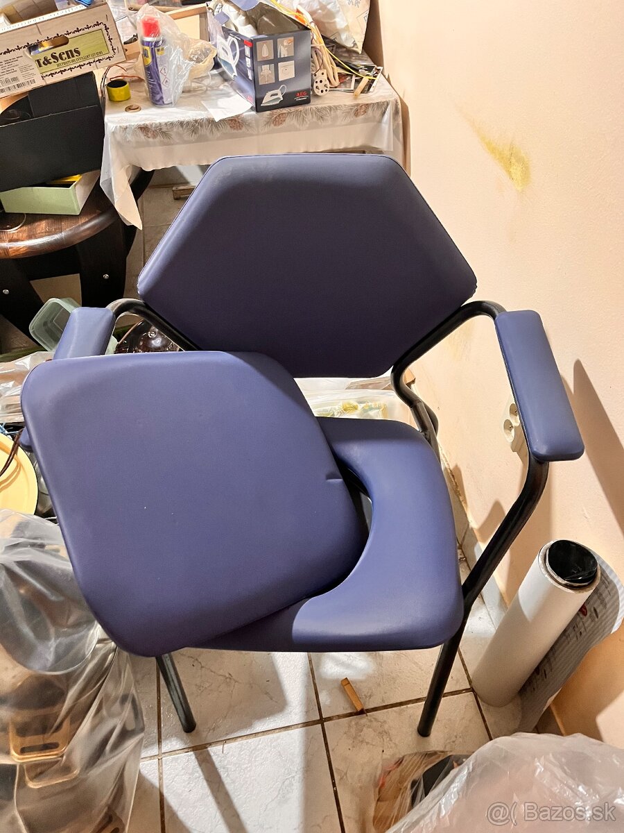 Toaletná stolička - 2