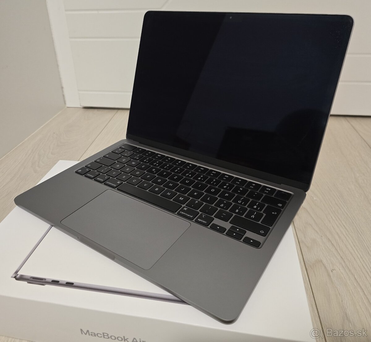 Apple MacBook Air 13,6" M2, 8C CPU/10C GPU/16GB/256GB - 2