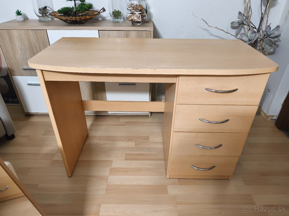 Kozmetický stôl+ zrkadlo - 2