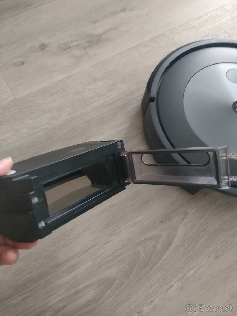 Robotický vysávač Roomba - 2