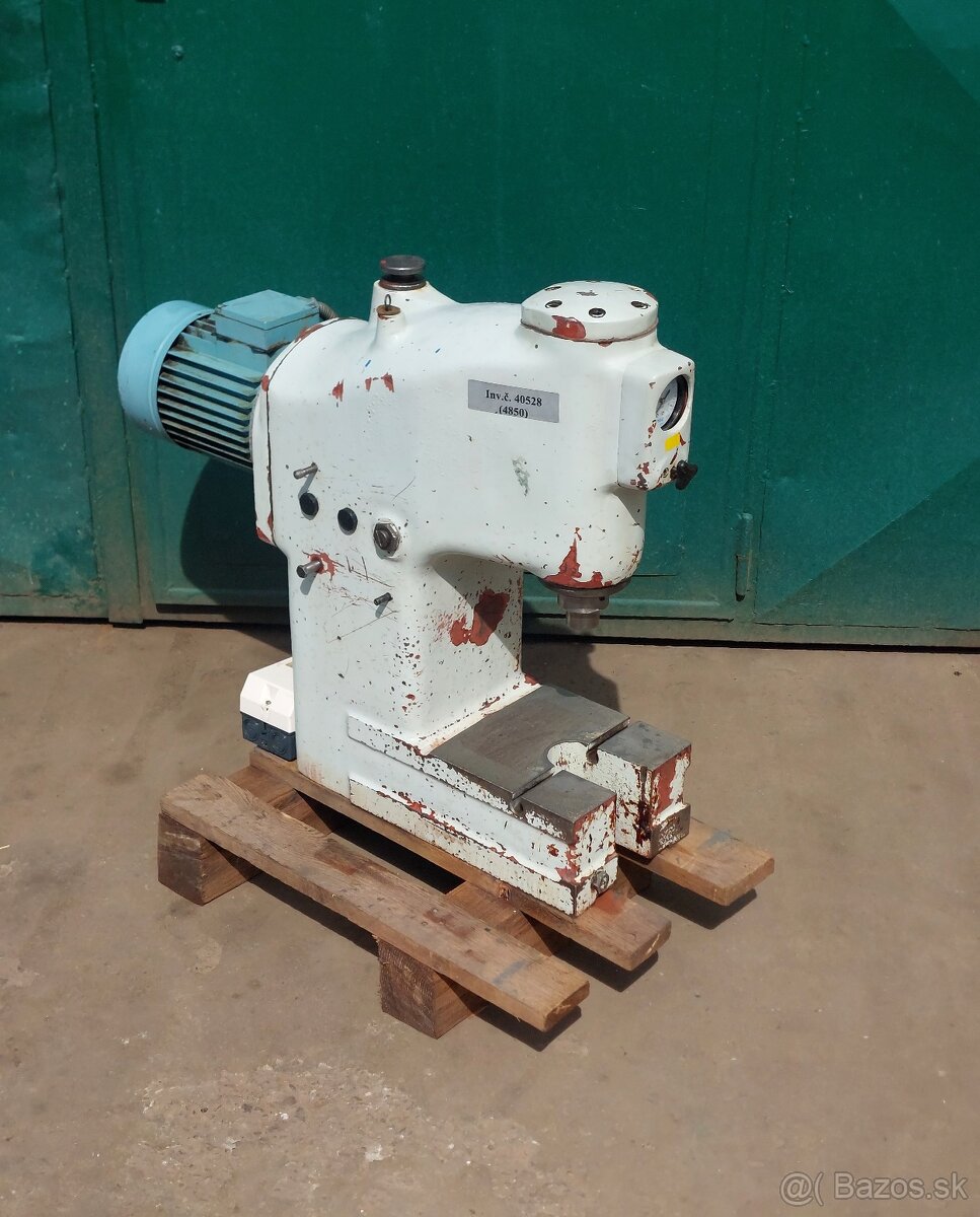 Hydraulický lis CDC 2–7 - 2