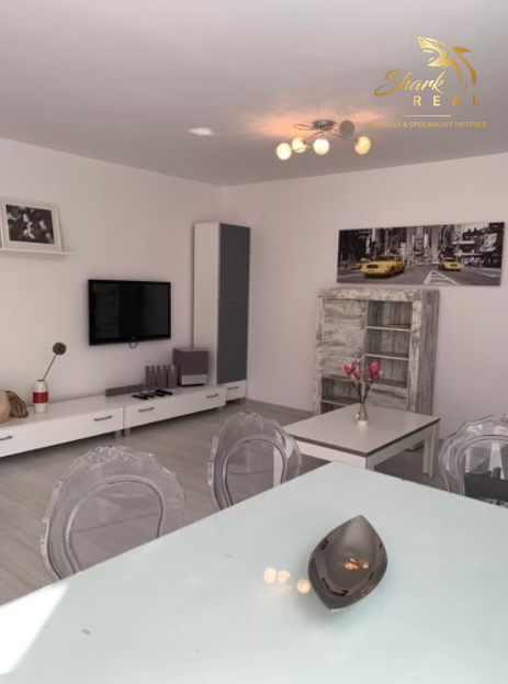 Slnečný 2 izbový byt s terasou v PRESTÍŽNEJ lokalite - 2