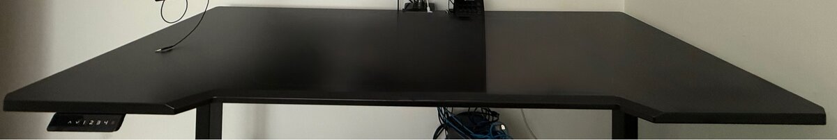 Predám kancelársky stôl/polohovatelný - 2