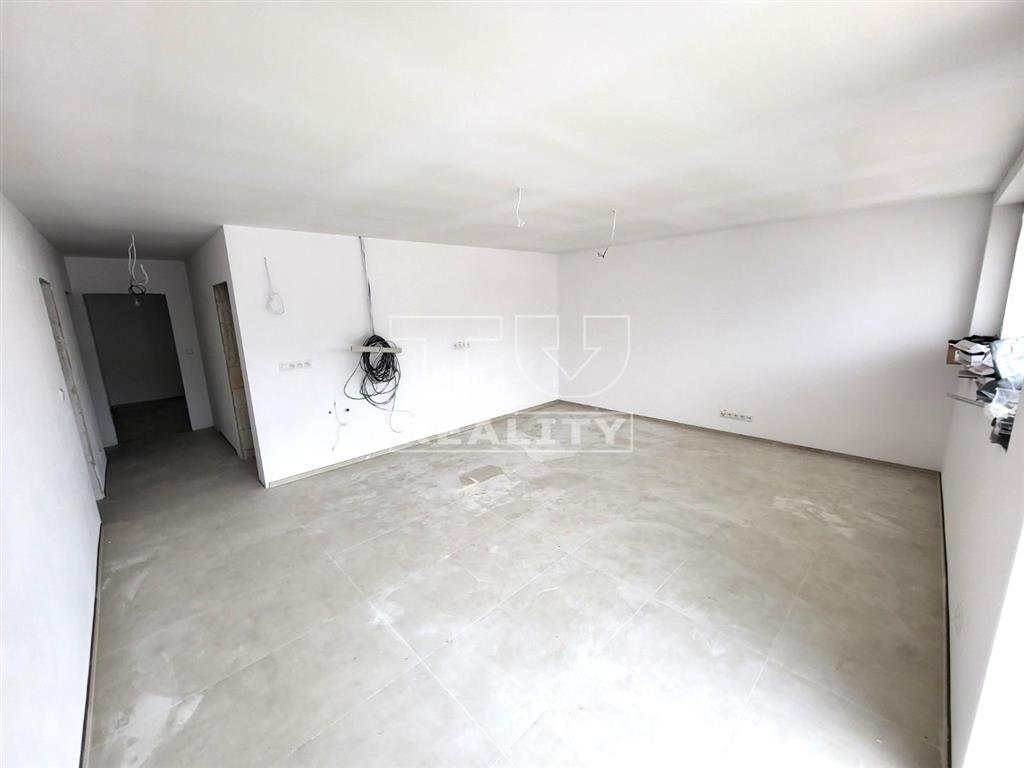 3+KK APARTMÁN V ŠTANDARDE, POVAŽSKÁ BYSTRICA-ZAKVÁŠOV,... - 2