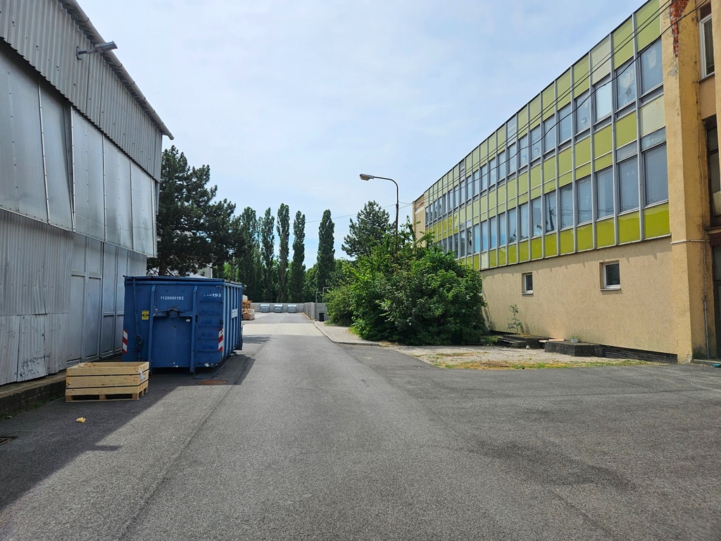 DRAŽBA-ADM.BUD.súp. č. 10100 na ul. Rybničná,obec Bratislava - 2