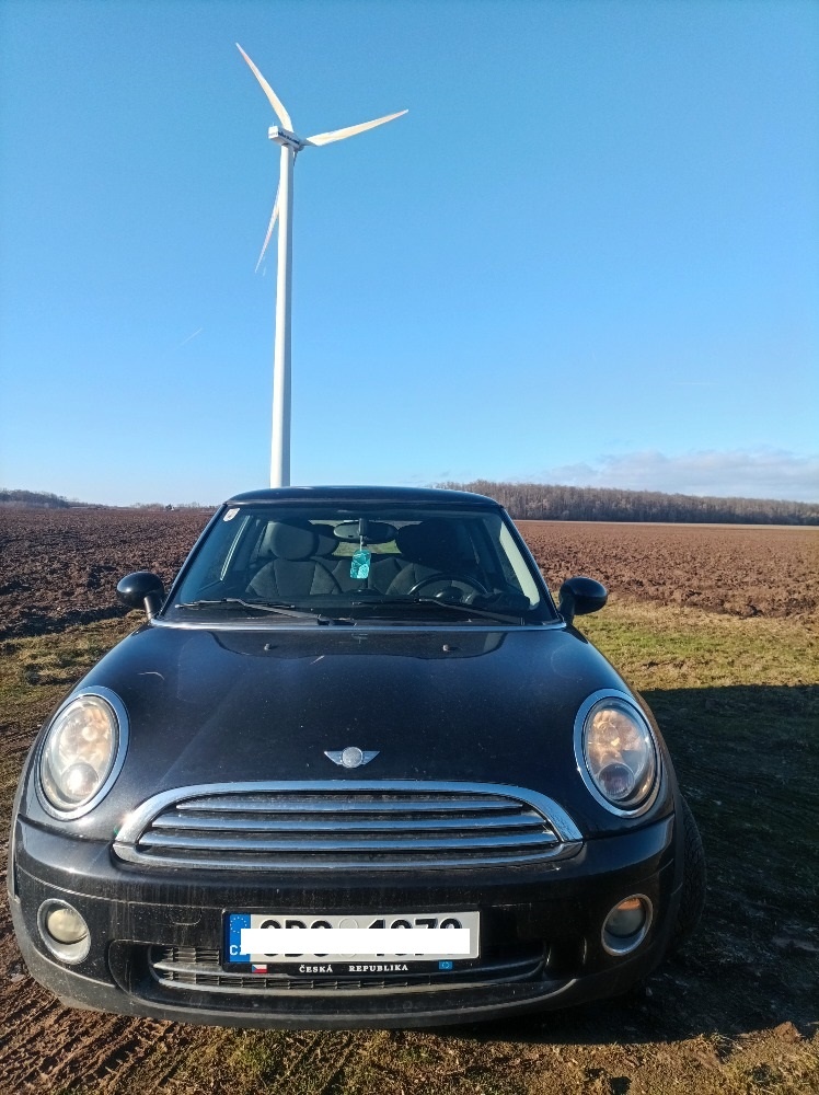 Mini Cooper One 1.4 70KW 1 majitel - 2