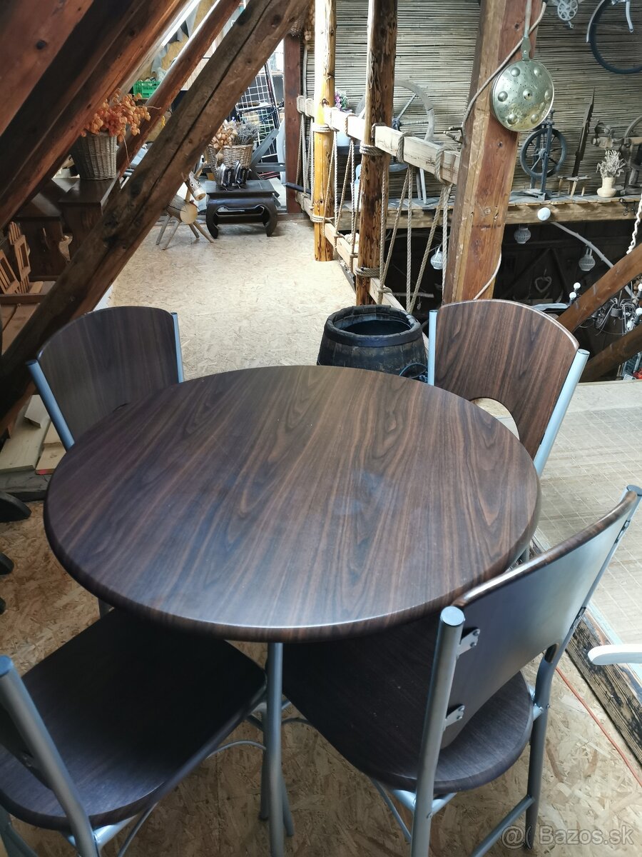 Jedálenský stôl a stoličky - 2