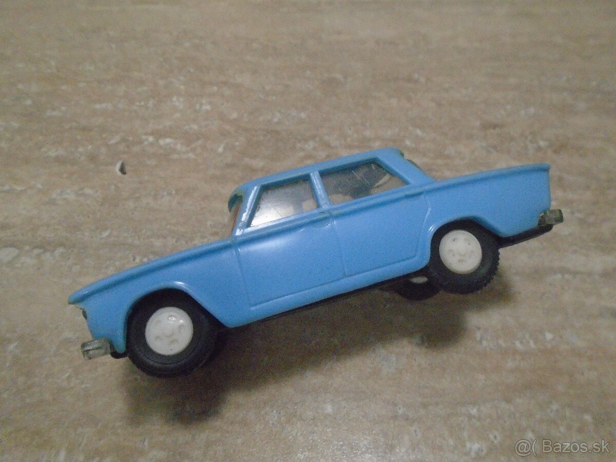 Stará hračka Fiat 1300 KDN - 2