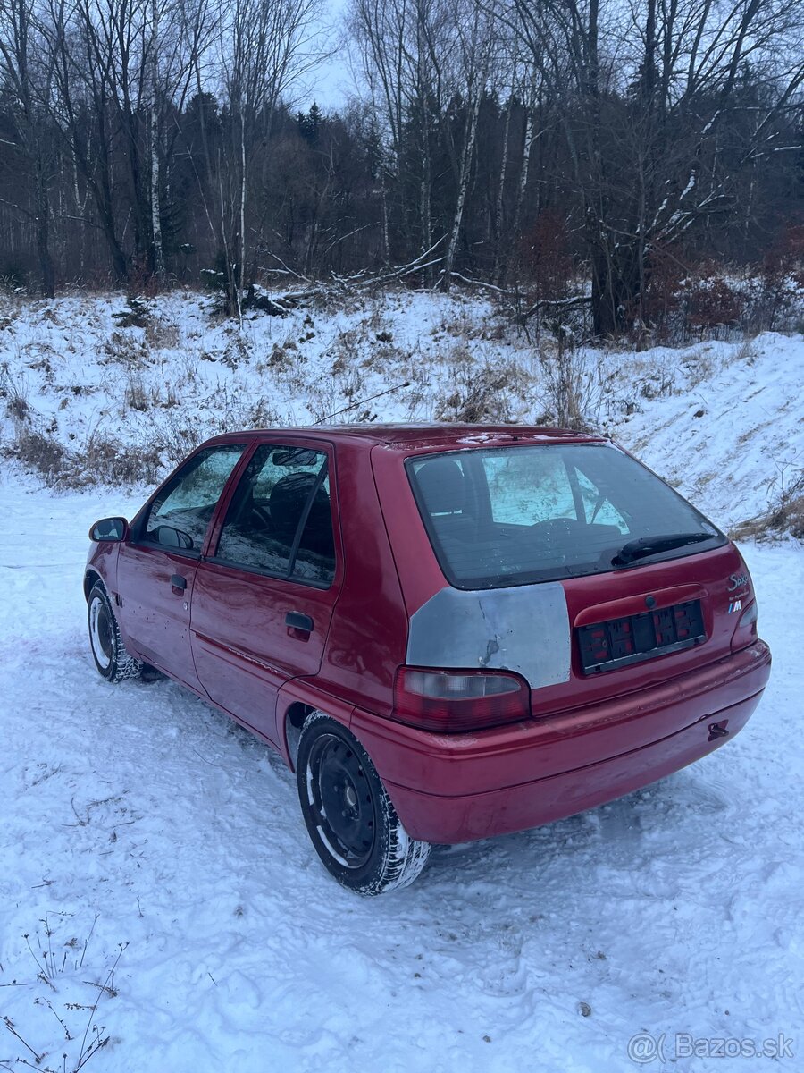 Citroen saxo - 2