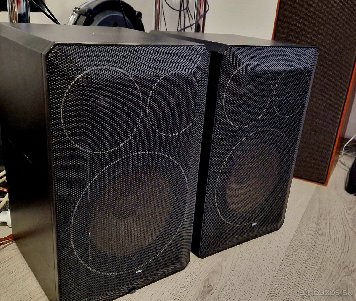 kvalitné reproboxy Braun LS80 - 2