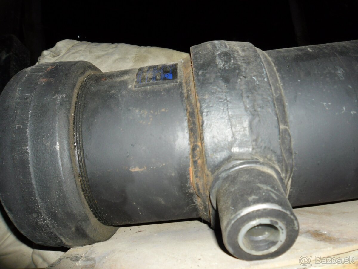 Predám nový Hydraulicky piest -kiper - 2