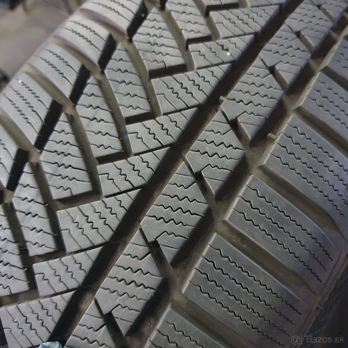 Zimné pneumatiky 235/60 R18 XL Continental - 2