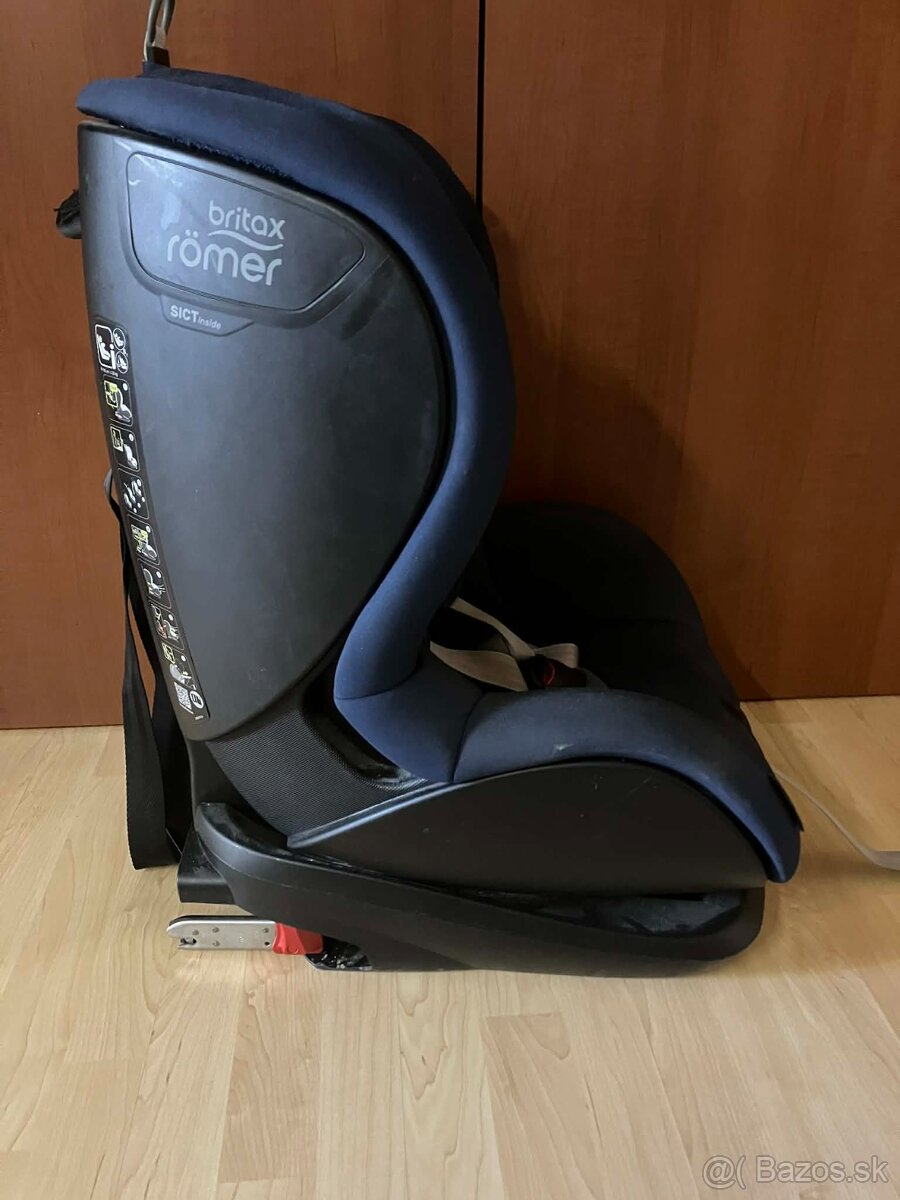 römer britax Trifix i-Size (modra) - 2