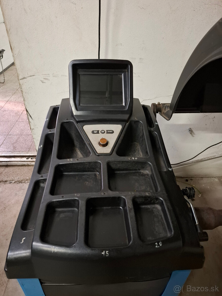 Vyvažovačka STD422 - 2